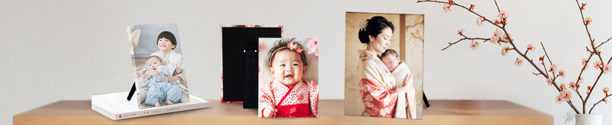 Back side of high-quality photo frames design