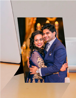 Anniversary  Gifts Table Photo Framehttps://www.images.photojaanic.com/homepage/banners/in/newui2020/images/anniversarystrip/Anniversary-WallFrame.png